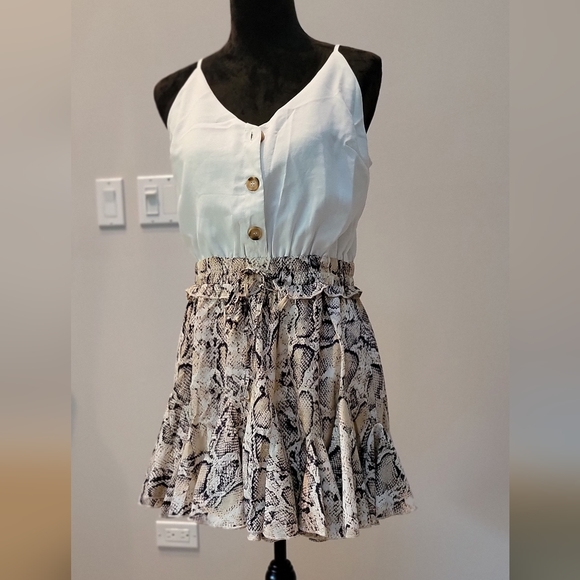 NEW MainStrip ROMPER DRESS * Santura Snake Print Ruffle Large NWT - Picture 7 of 16